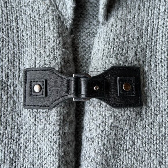 Silvian Heach ~ Oversized Cardigan Sweater ~ Women Size XS - Picture 2 of 7